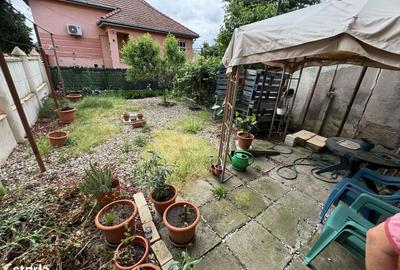 Casă cu 4 camere decomandat cu Teren 100 Mp în 14 Mai - 9