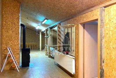 Casa +Spatiu comercial + apartament studio - 19