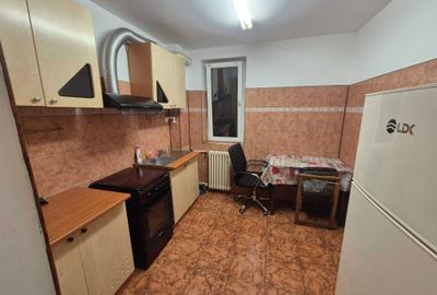 Apartament cu 2 camere semidecomandat în Abator - 3