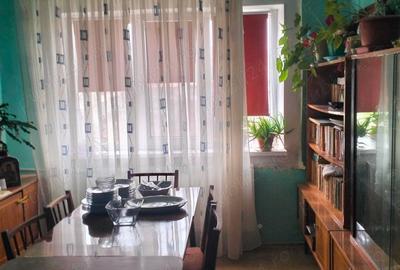 Apartament cu 3 camere decomandat în Central - 3