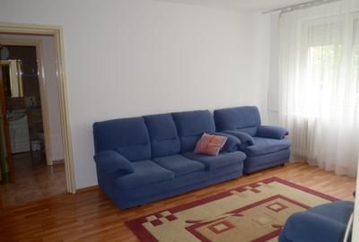 Apartament 3 camere, str Jean Steriadi, 5 minute de metrou 1 Decembrie