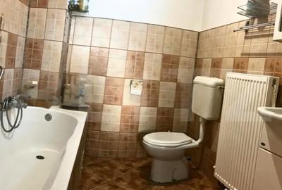 Apartament cu 4 camere semidecomandat în Cetate - 1