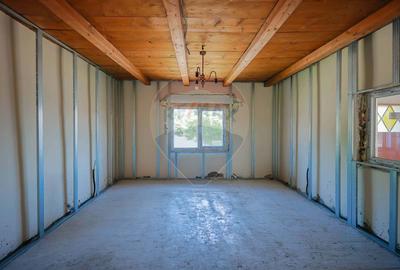 Casa  cu 3 camere si teren 4,342 mp de vanzare in Valea Mare de Codru - 6