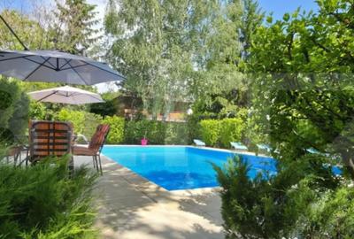 Casă cu 7 camere cu Teren 3833 Mp în Băicoi - 4