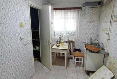 Apartament 3 camere Podul de Piatra, parter, eliberare imediata - 6