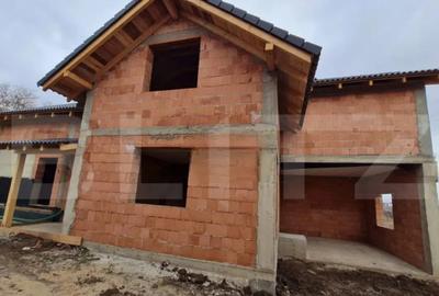 Casă cu 4 camere cu Teren 386 Mp în Micești - 5