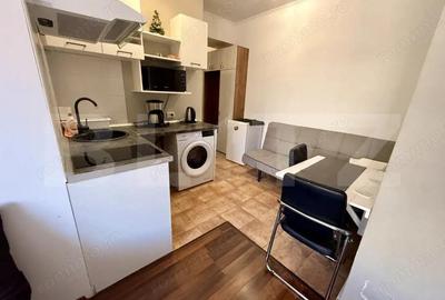 Garsonieră decomandată în Central - 2