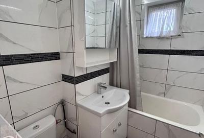 Apartament cu 3 camere în Traian