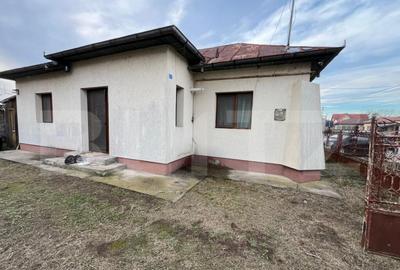 Casa moderna + teren intravilan ?i extravilan 2.638 m - 1