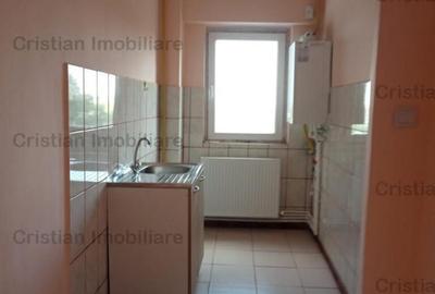 Renovata - LIBERA! Garsoniera conf. 1 DECOMANDATA etaj 3 Vid - 7