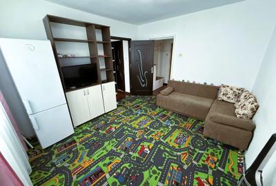 Apart 3 camere, etajul 2, mobilat si utilat