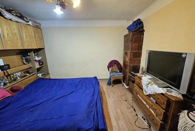 Vanzare proprietate, situata in Targu Jiu, strada Victoriei - zona peco MOL - 7