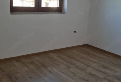 Casă cu 4 camere în Săcălaz - 7