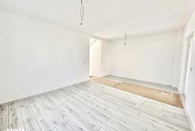 Casă cu 4 camere cu Teren 320 Mp în Central - 2