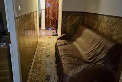Apartament cu trei camere, zona Bradet, disponibil - 17