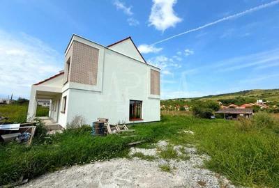 Casa 4 camere de vanzare in Chinteni - 11