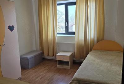 Apartament cu 4 camere decomandat în Central - 4