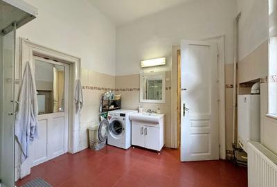 Apartament cu 3 dormitoare și curte, la 3 minute de Piața Sfatului - 7