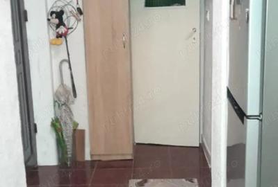 De vanzare: Apartament 3 Camere Decomandat si Modificat - 1
