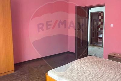 Casă cu 4 camere cu Teren 400 Mp în Ștorobăneasa - 7