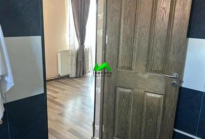 Apartament de vanzare 4 camere zona Vasile Aaron - 5