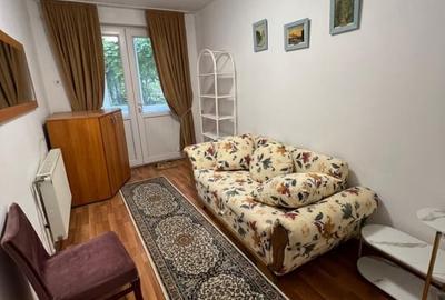 Agentie, ofer spre inchiriere apartament 3 camere langa Colina - 1