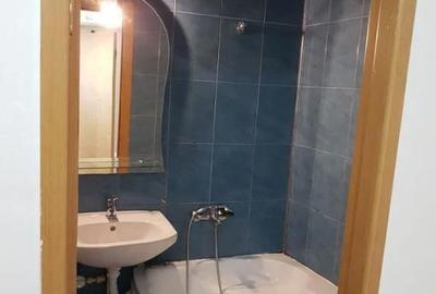 Apartament cu 2 camere decomandat în Cetății