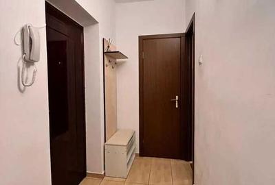 Garsonieră decomandată în Cug - 4