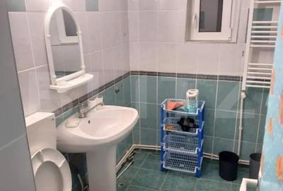 Apartament cu 4 camere decomandat în Central - 1