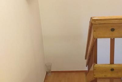 Casă cu 4 camere în Central - 1