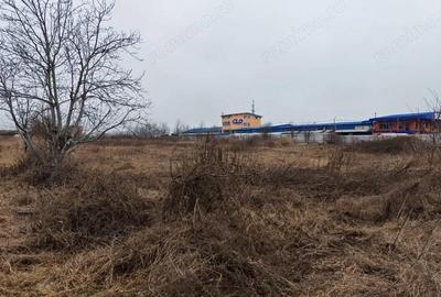 Teren de 3272 mp, în Izvoare - 1