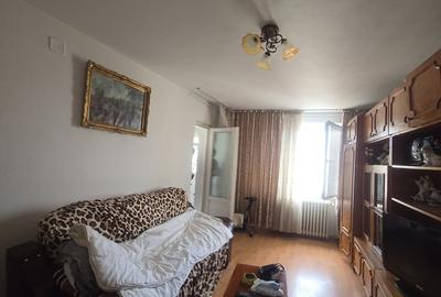 Apartament cu 3 camere semidecomandat în Colentina - 6