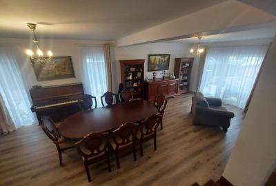 Duplex cu 4 camere cu Canalizare în Central - 4