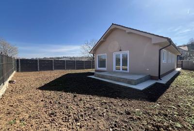 Casă cu 4 camere decomandat în Oncea - 6