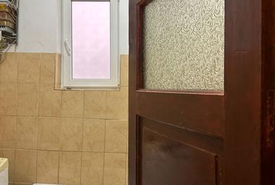 Casă cu 2 camere în 1 Mai - 9