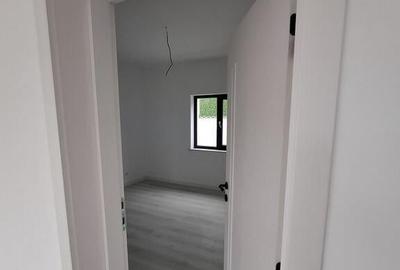 Apartament cu 3 camere decomandat în Nord - 2