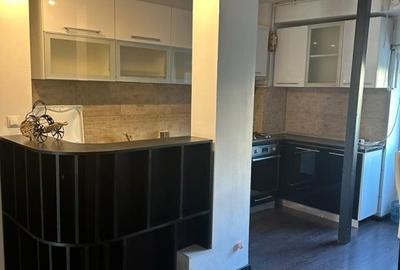 Apartament cu 3 camere decomandat în Decebal - 3