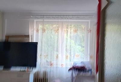 Apartament cu 3 camere în Decebal - 2