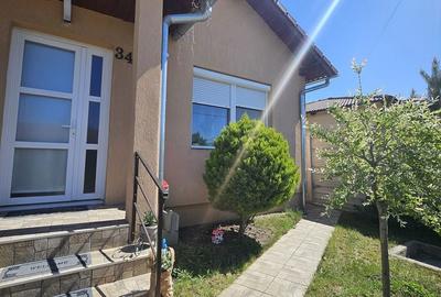 Casă cu 4 camere decomandat cu Teren 570 Mp în Sântandrei - 3