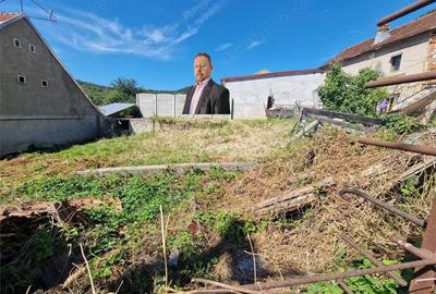 Teren de 267 mp, în Stăvila - 4