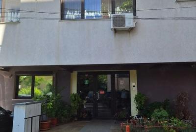Apartament cu 3 camere semidecomandat, mobilat în Băneasa - 7