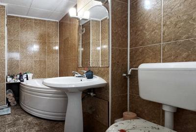 Apartament cu 3 camere decomandat, mobilat în Răcădău - 5