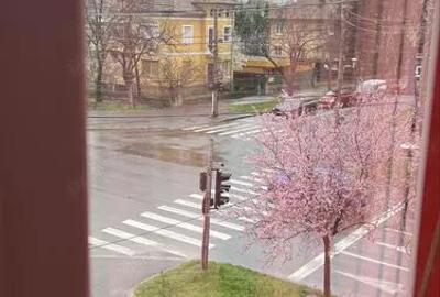 Garsonieră nedecomandată, mobilată în Complex Studențesc - 1