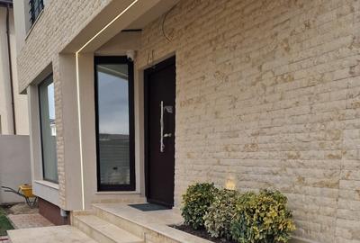 Casă individuală cu 4 camere cu Teren 303 Mp în Exterior Est - 1