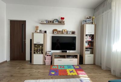 Apartament cu 3 camere decomandat, mobilat în Chiajna - 1