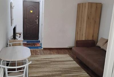 Garsonieră semidecomandată în Podu Roș - 1