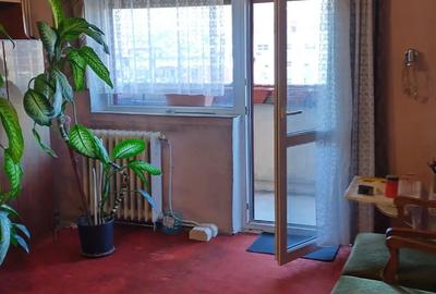 Apartament 3 camere, zona Lido(Decebal) - 1