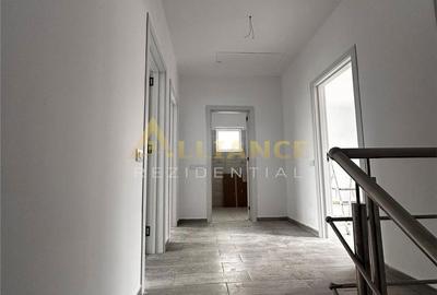 Casă cu 4 camere cu Teren 290 Mp în Central - 12