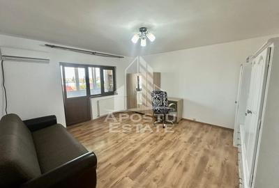 Garsonieră decomandată, mobilată în Fabric - 1