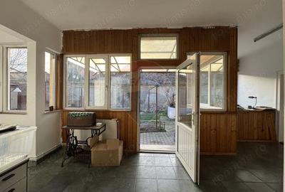 Casă cu 3 camere cu Teren 572 Mp în Central - 1